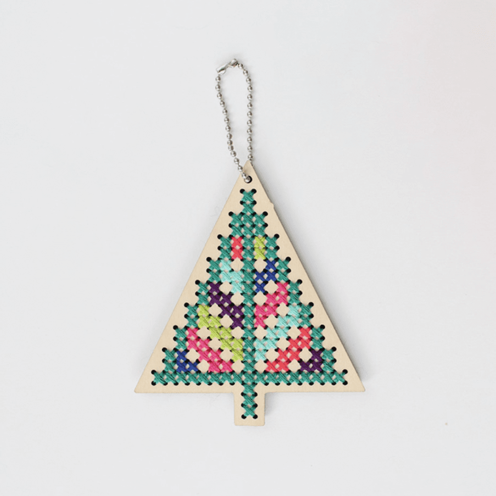 Diana Watters – CROSS STITCH – Holiday Tree
